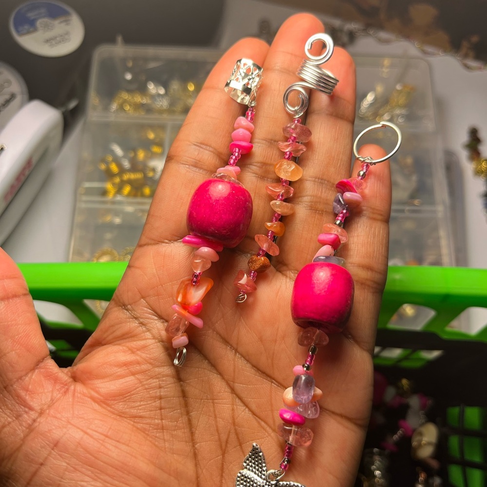 Loc Jewelry - Picture 2 of 4
